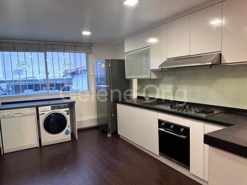 1 Bed Walk-up Apartment (Condo) for Rent in  River Valley Road - Image 1